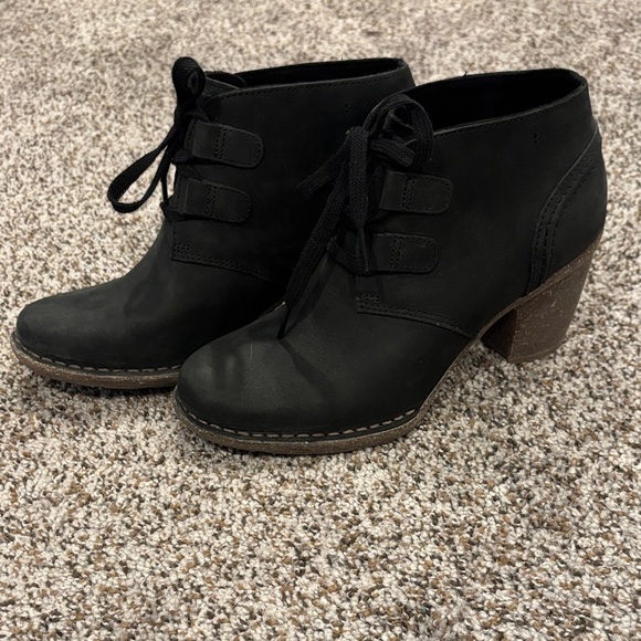 Unstructured by Clark’s - Picture 5 of 5